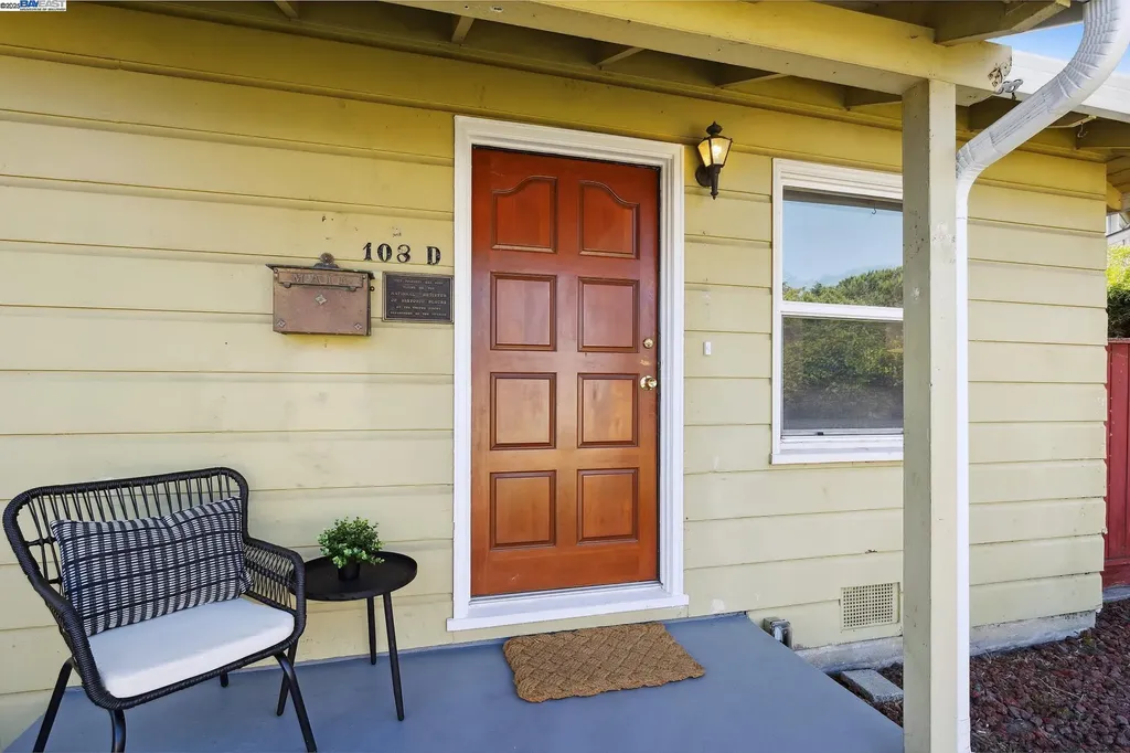 108 Cypress Street Alameda CA 94501