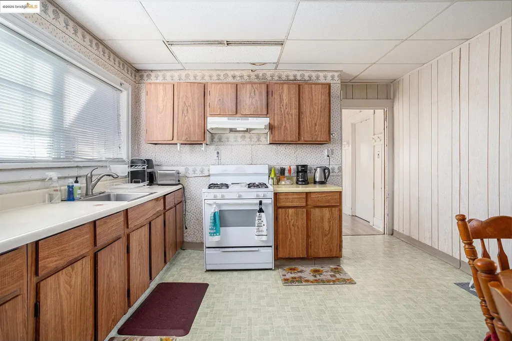 22964 Alice Street Hayward CA 94541