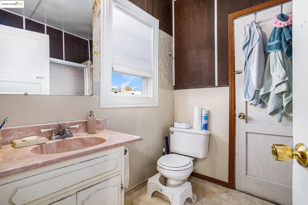 22964 Alice Street Hayward CA 94541