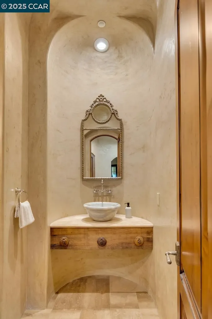 104 Muir Lane Alamo CA 94507