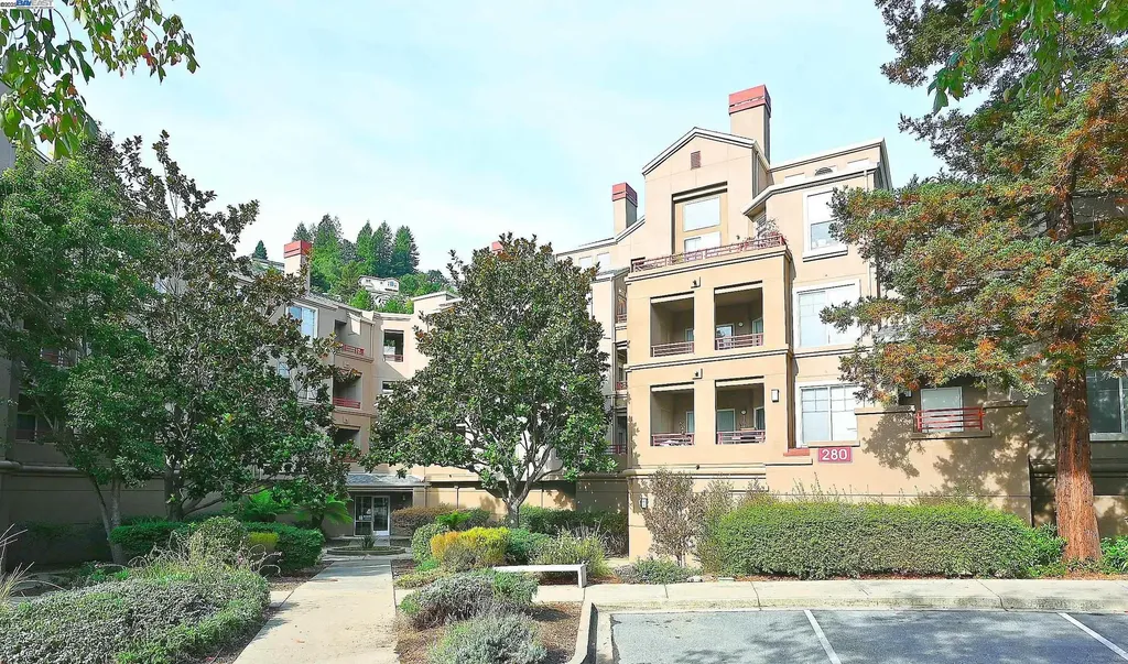280 Caldecott Lane Oakland CA 94618