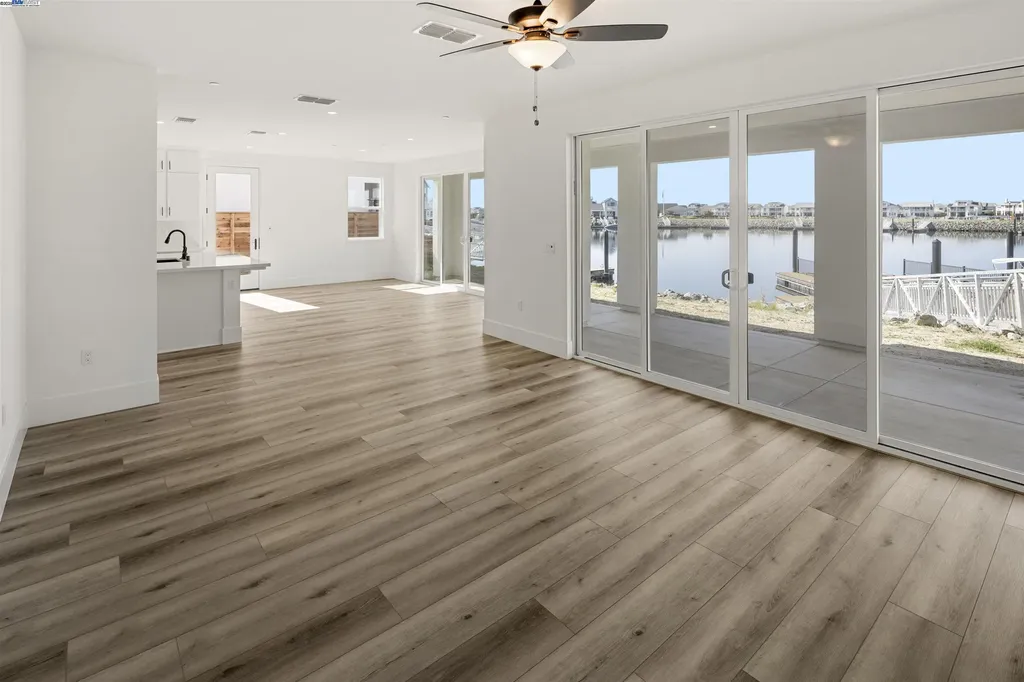 16 Grey Whale Place Bethel Island CA 94511