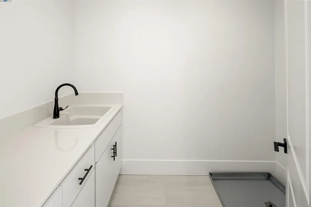 16 Grey Whale Place Bethel Island CA 94511