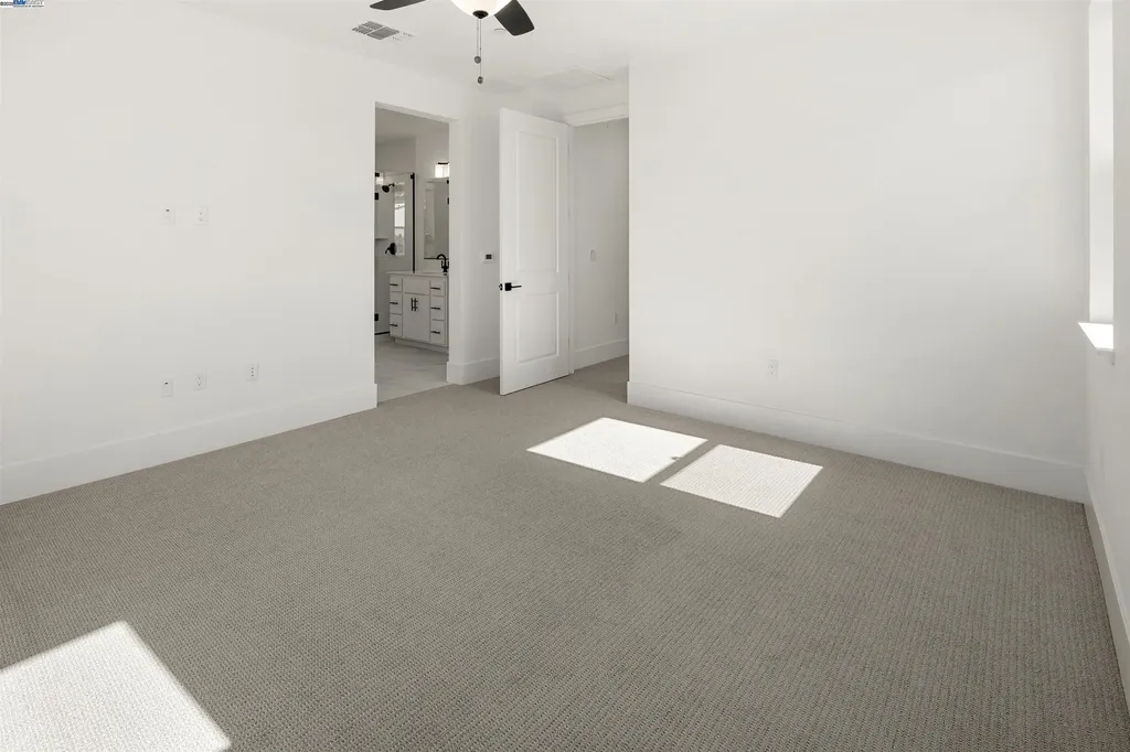 16 Grey Whale Place Bethel Island CA 94511