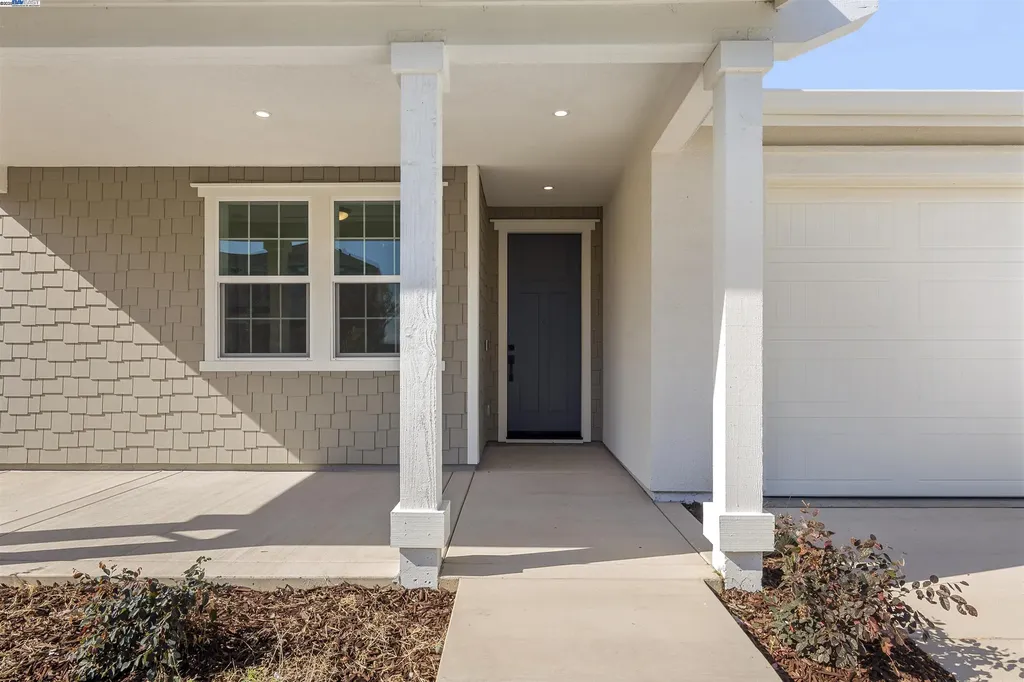 16 Grey Whale Place Bethel Island CA 94511