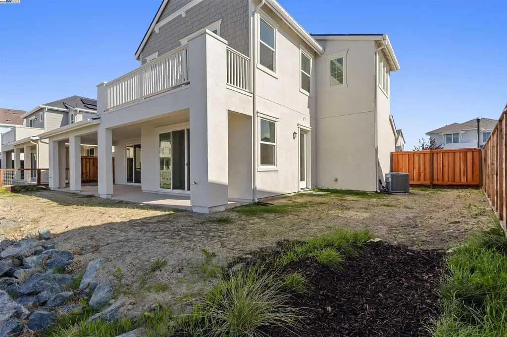 16 Grey Whale Place Bethel Island CA 94511