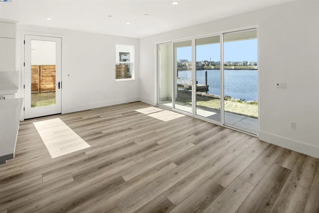 16 Grey Whale Place Bethel Island CA 94511