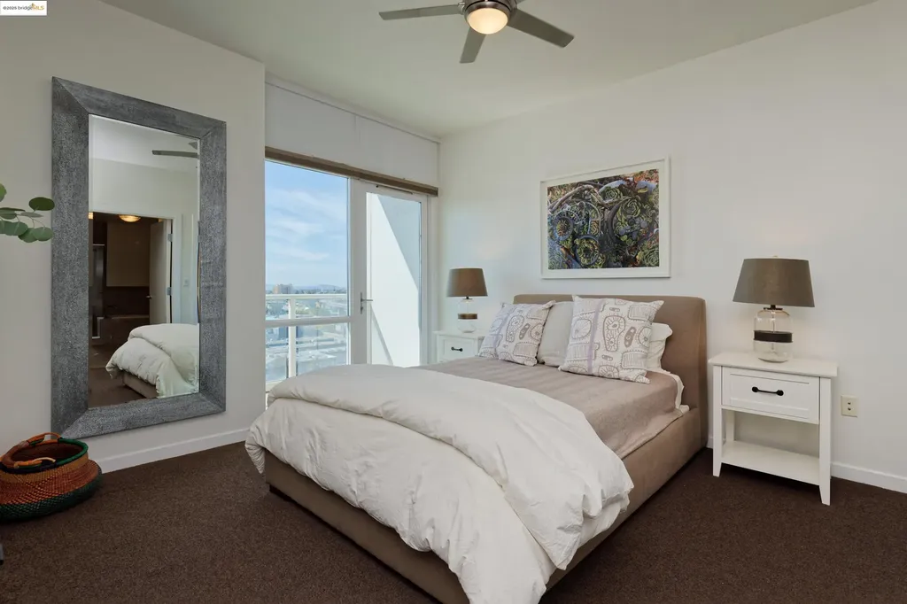 222 Broadway Oakland CA 94607