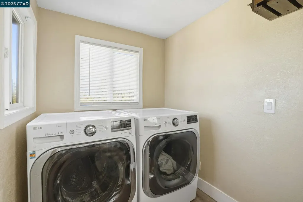 2555 Orange Street Martinez CA 94553