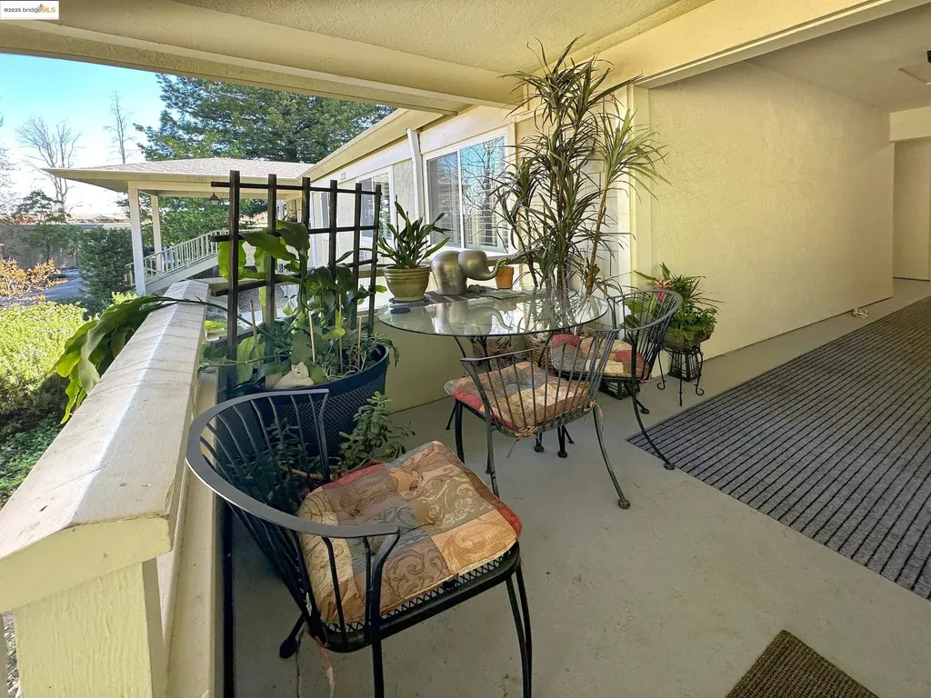 1910 Skycrest Drive Walnut Creek CA 94595