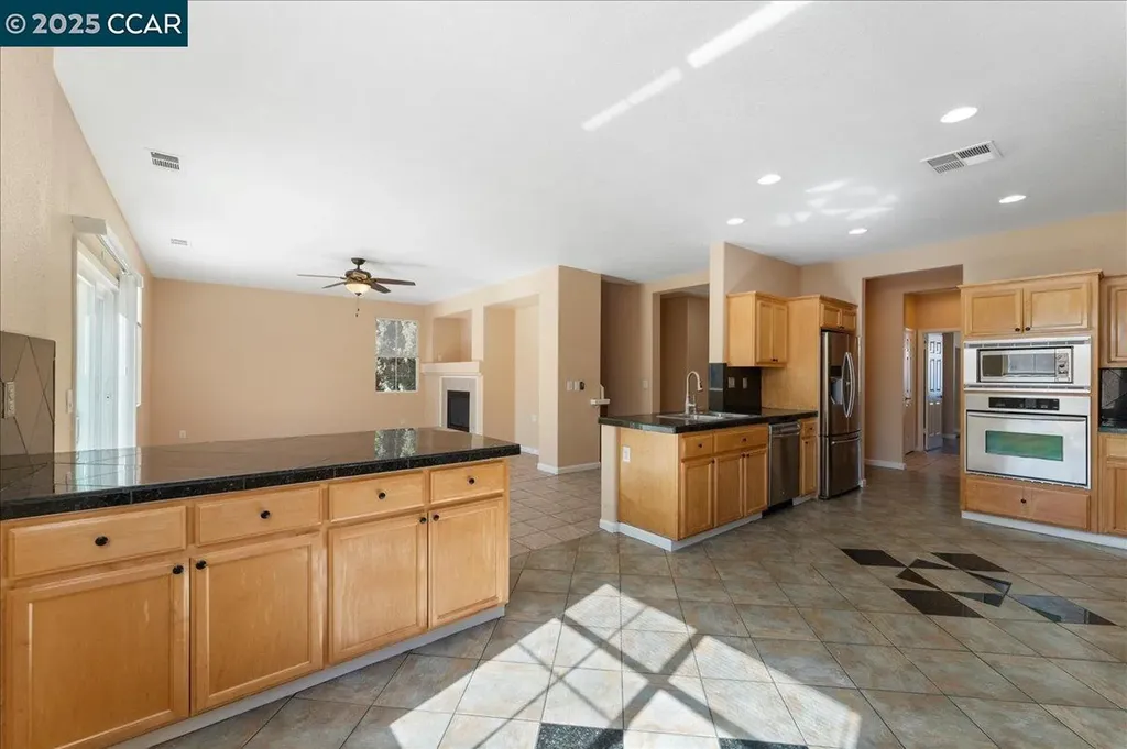 4651 Shetland Way Antioch CA 94531