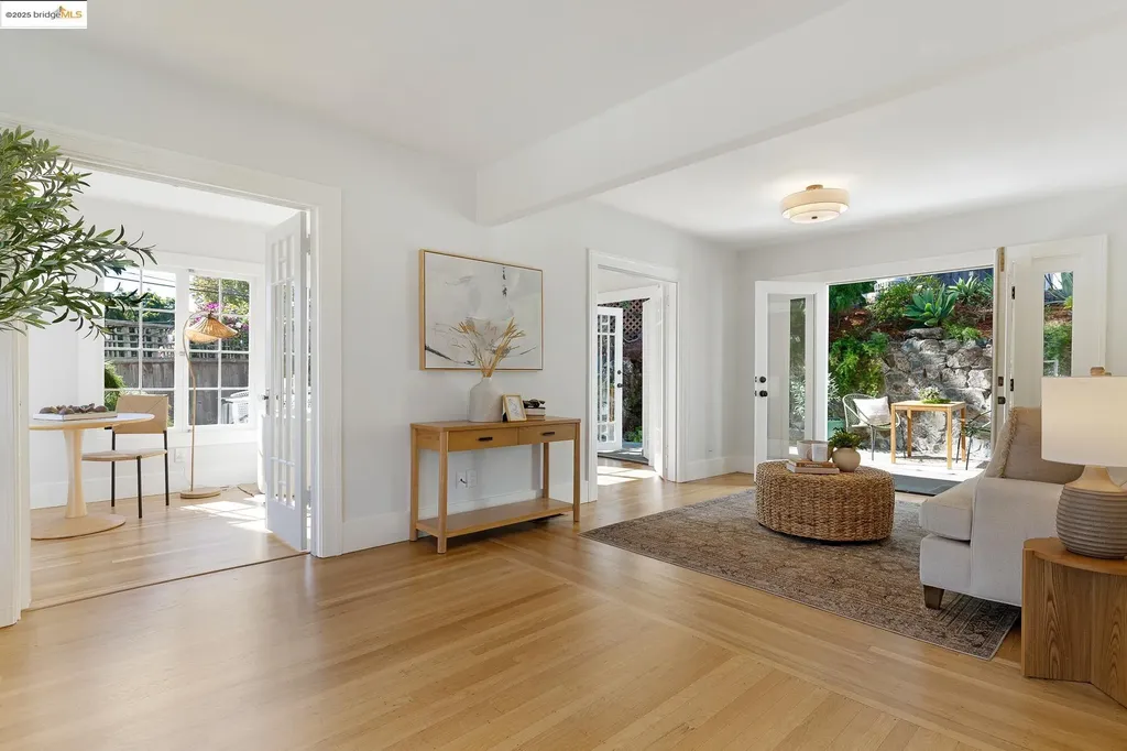 495 Jean Street Oakland CA 94610
