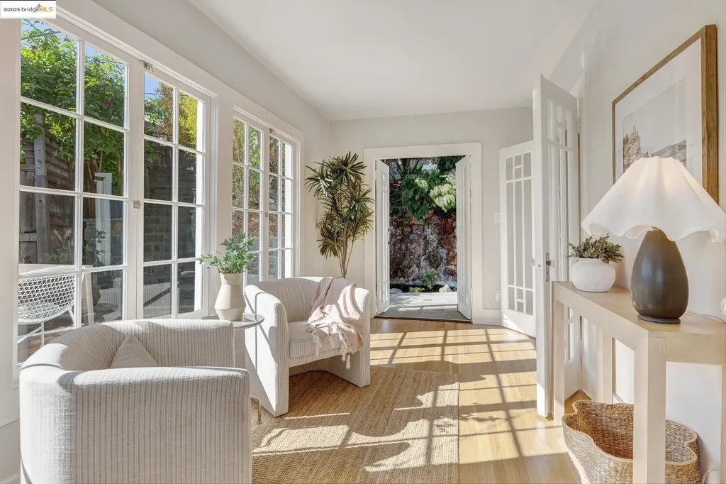 495 Jean Street Oakland CA 94610