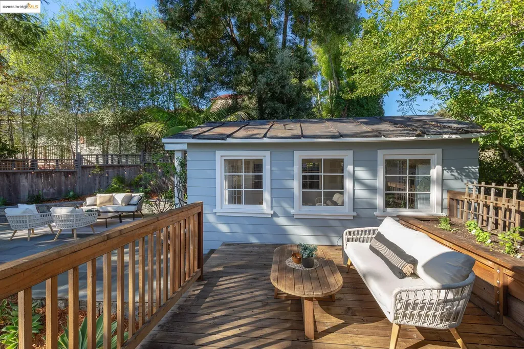 495 Jean Street Oakland CA 94610