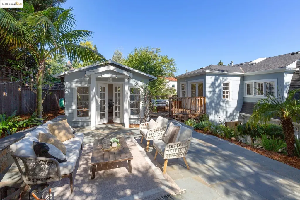 495 Jean Street Oakland CA 94610