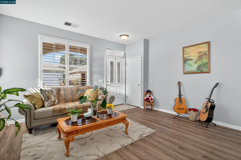 281 Black Amber Way Brentwood CA 94513