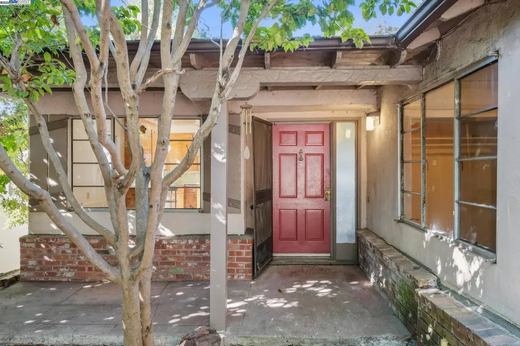 1098 Euclid Avenue Berkeley CA 94708