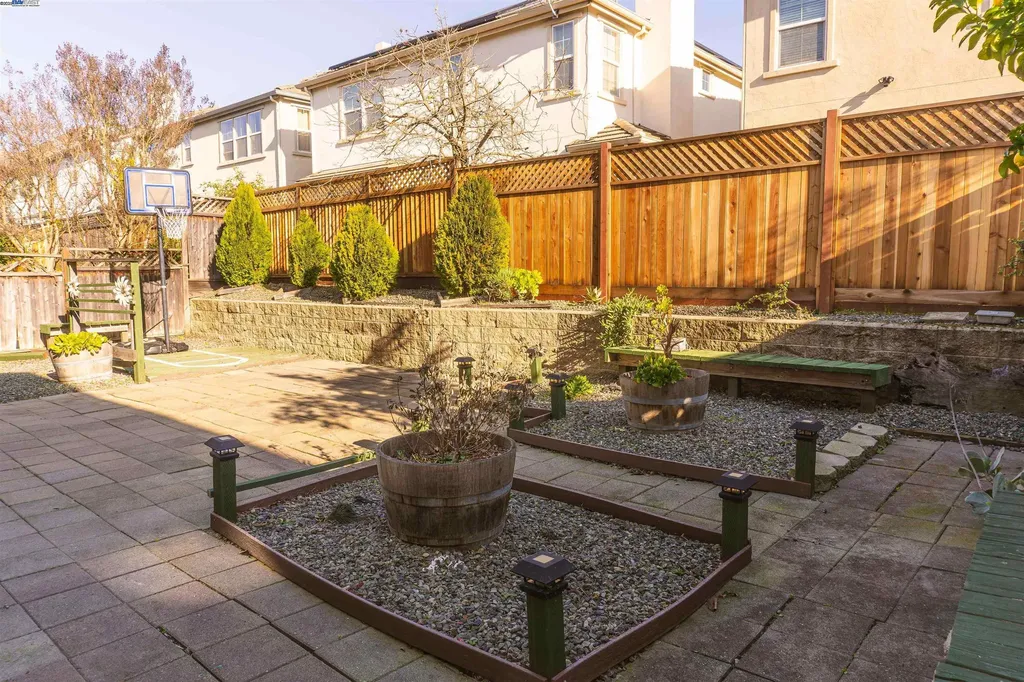 7064 Alder Creek Road Vallejo CA 94591