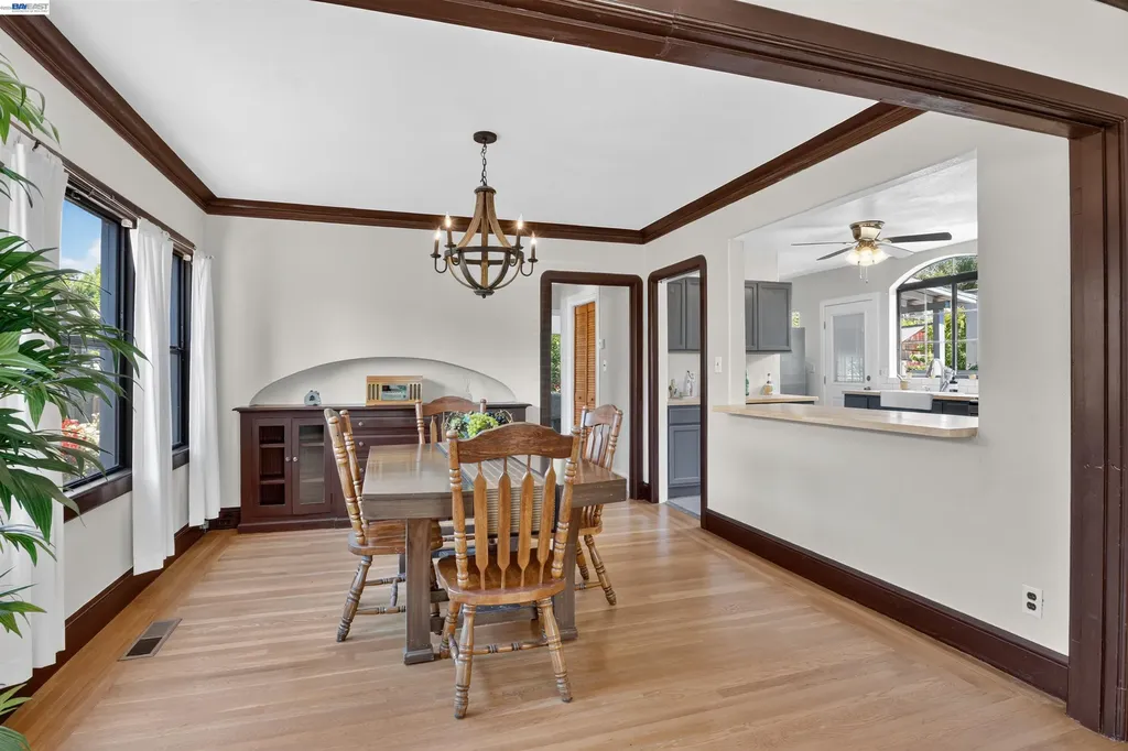 464 Kenilworth Avenue San Leandro CA 94577