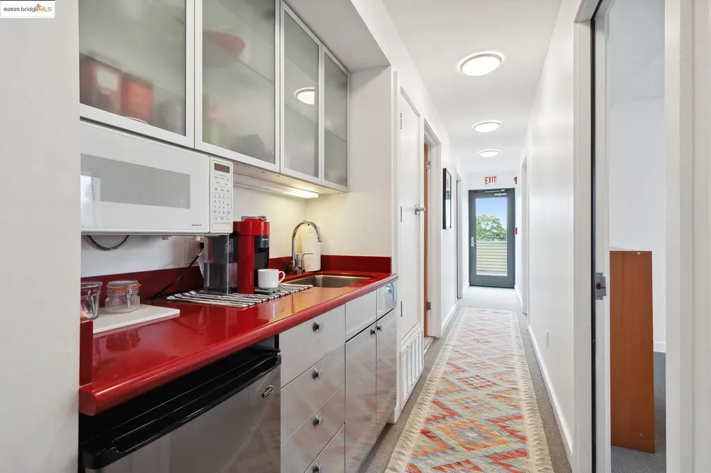 1010 Grayson Berkeley CA 94710