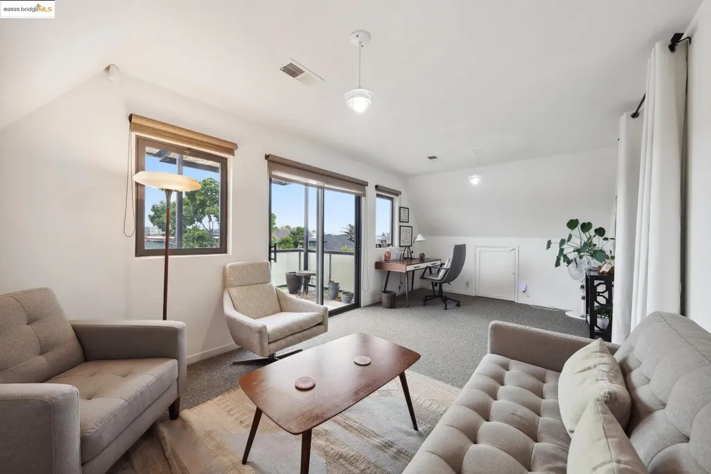 1010 Grayson Berkeley CA 94710