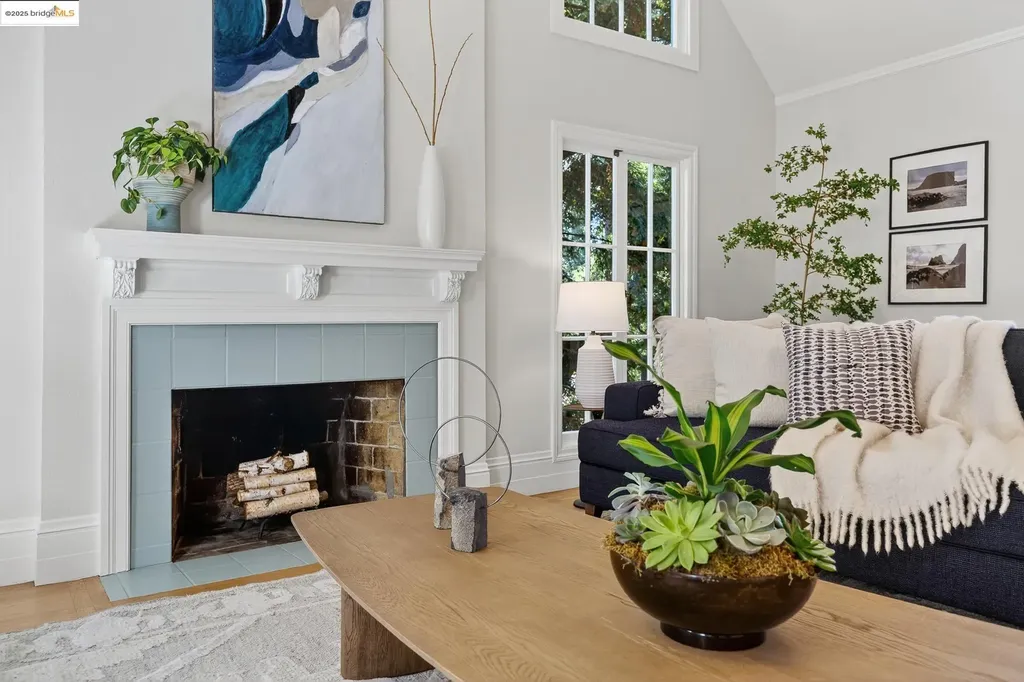369 Hampton Road Piedmont CA 94611