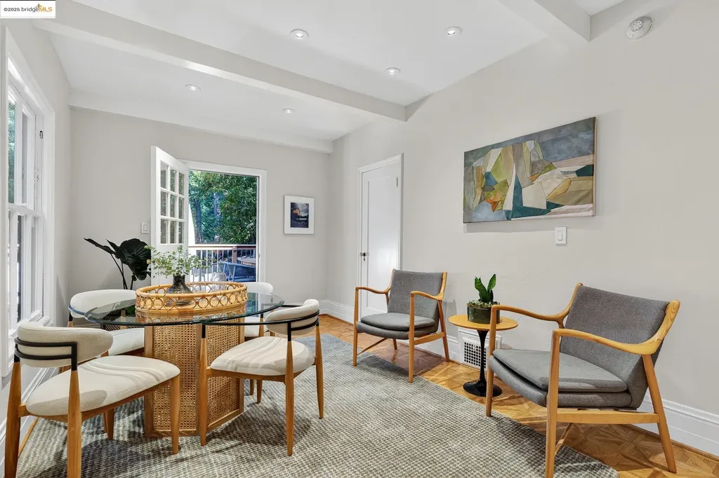 369 Hampton Road Piedmont CA 94611