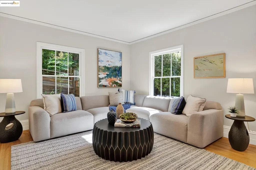 369 Hampton Road Piedmont CA 94611