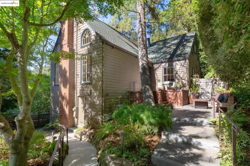 369 Hampton Road Piedmont CA 94611