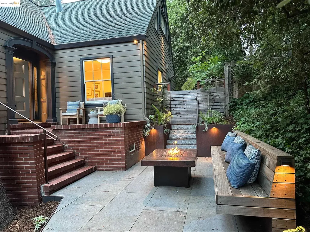 369 Hampton Road Piedmont CA 94611