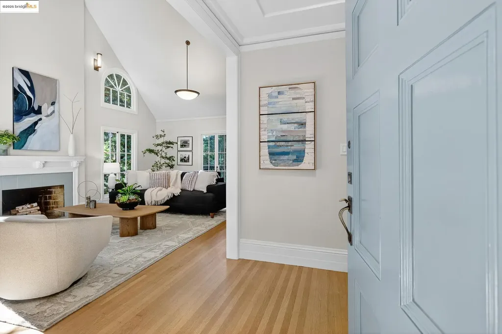 369 Hampton Road Piedmont CA 94611