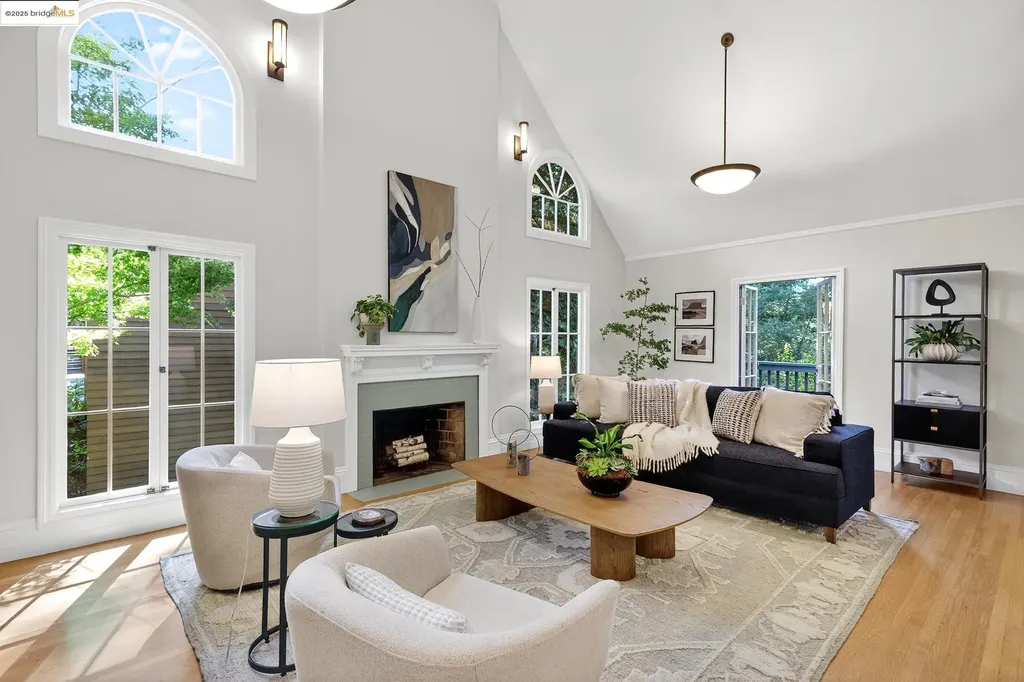 369 Hampton Road Piedmont CA 94611
