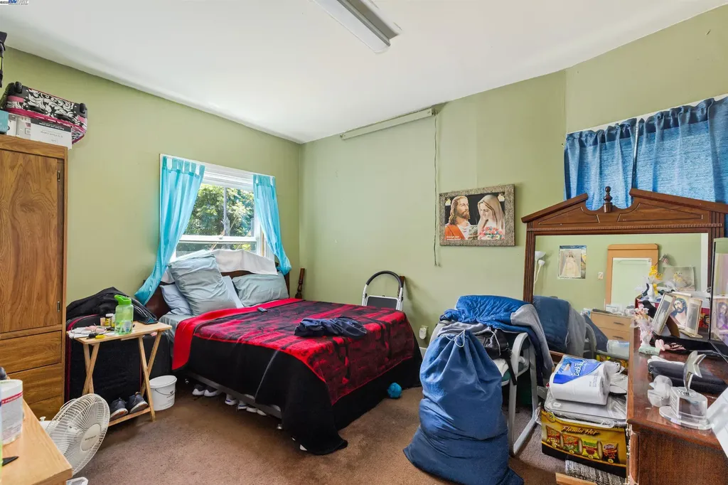 845 Isabella Street Oakland CA 94607