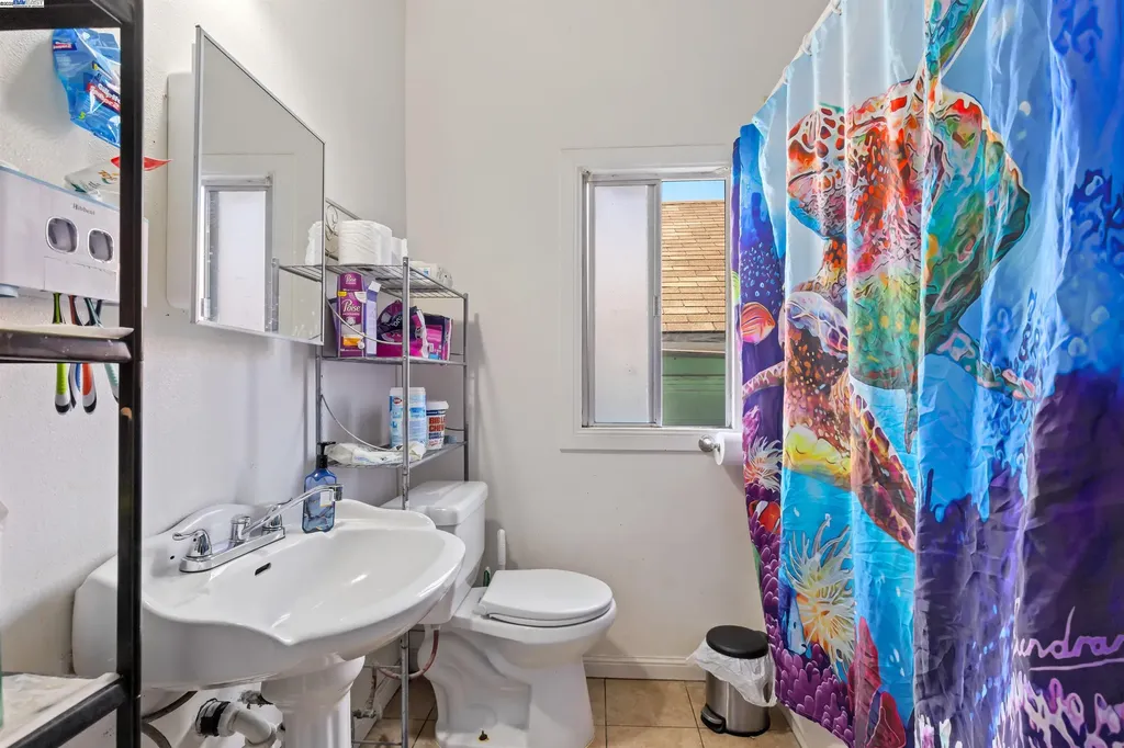845 Isabella Street Oakland CA 94607