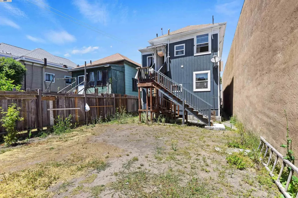 845 Isabella Street Oakland CA 94607