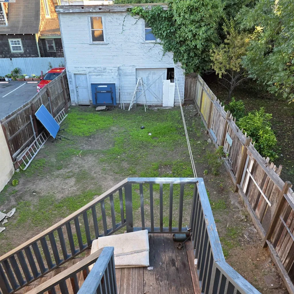 845 Isabella Street Oakland CA 94607