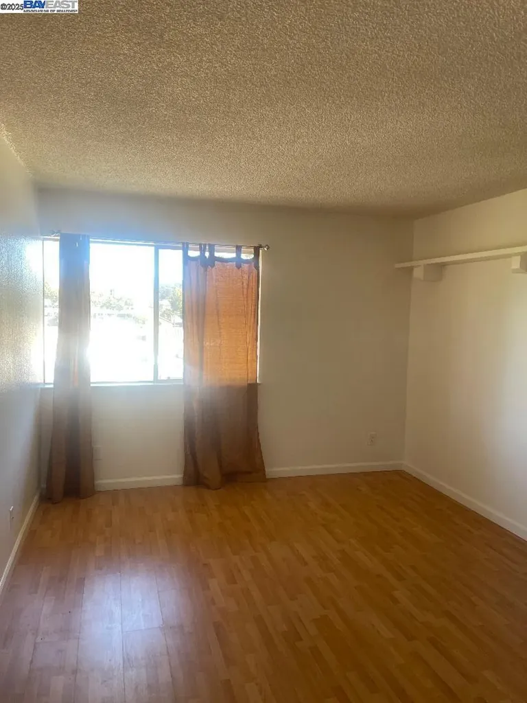 400 Davis San Leandro CA 94577