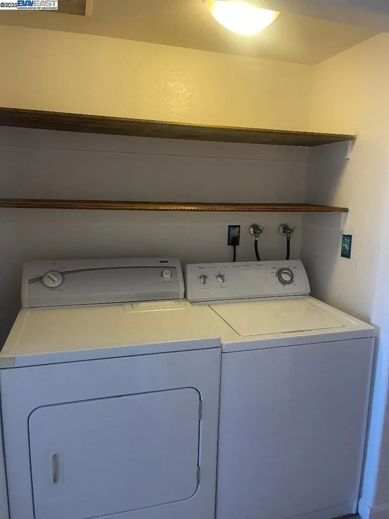 400 Davis San Leandro CA 94577