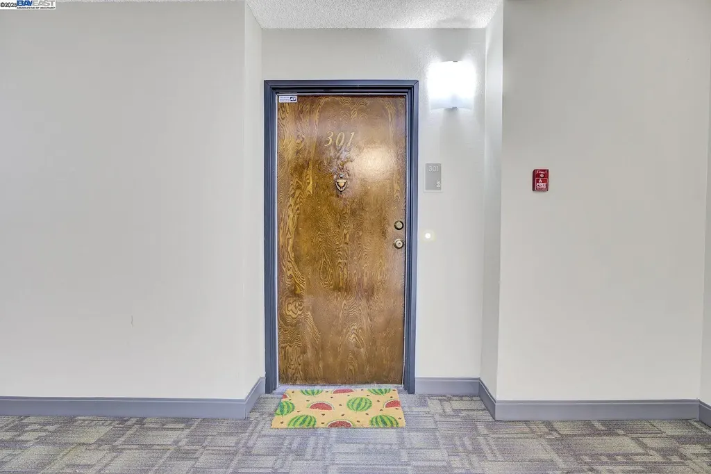 400 Davis San Leandro CA 94577