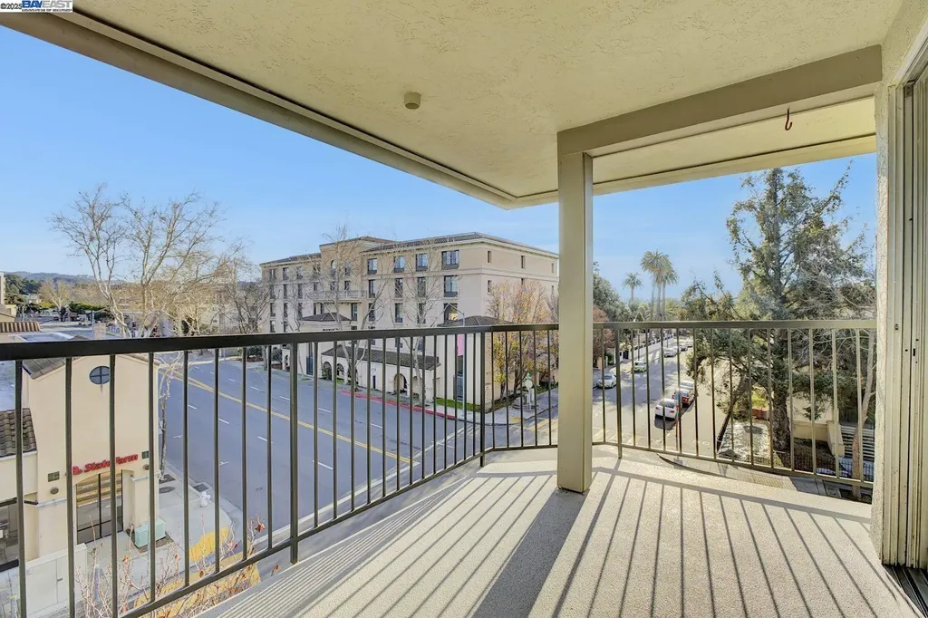 400 Davis San Leandro CA 94577