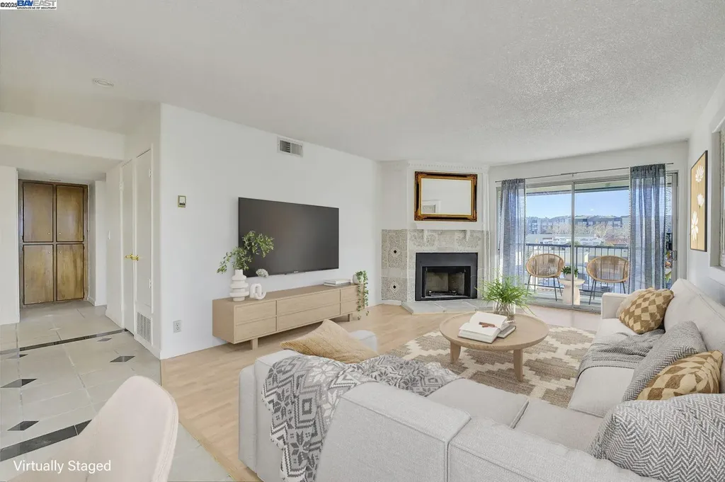 400 Davis San Leandro CA 94577