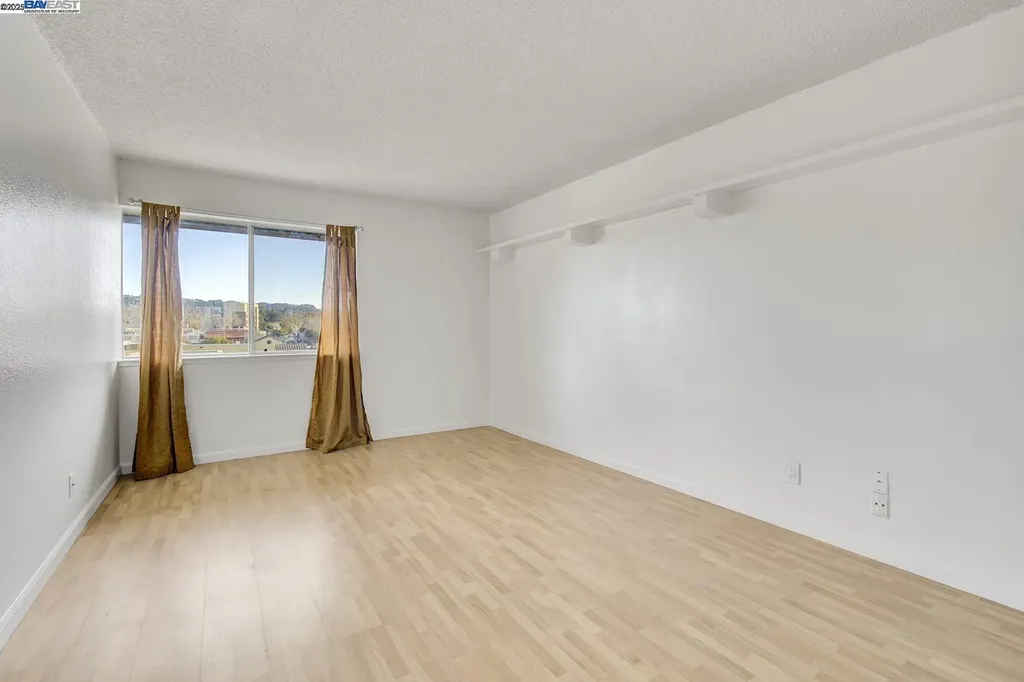 400 Davis San Leandro CA 94577