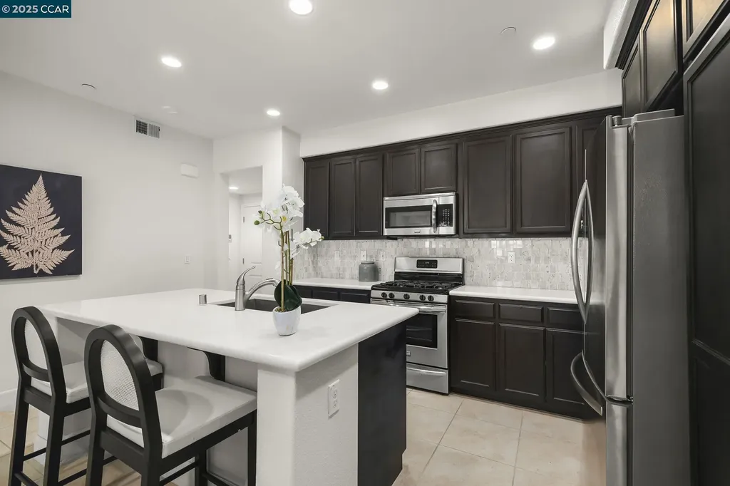 38976 Primula Terrace Newark CA 94560