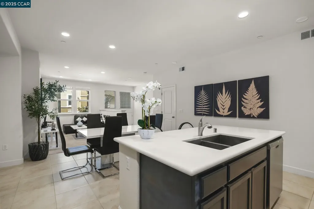 38976 Primula Terrace Newark CA 94560