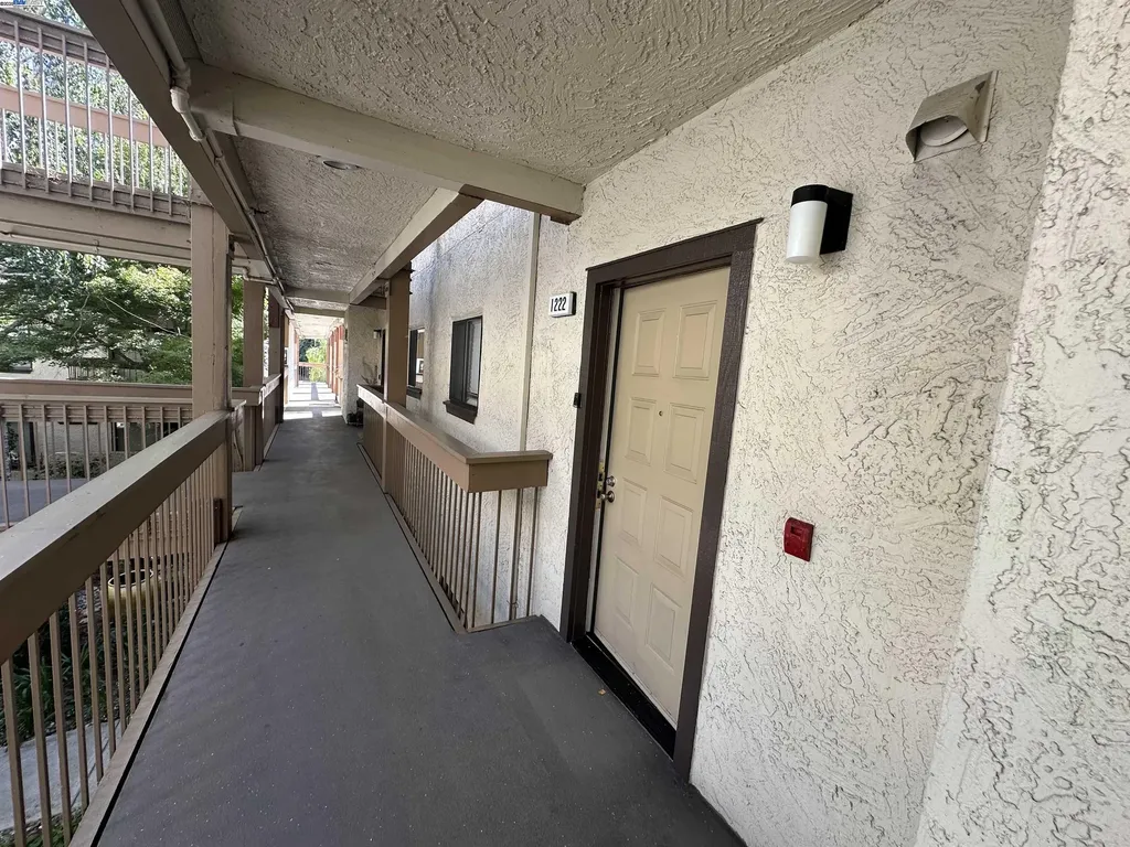 1222 Villa Way Walnut Creek CA 94595