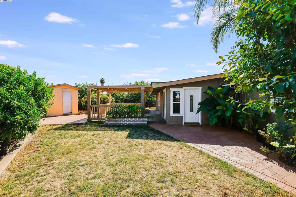 2168 Keys Place Hayward CA 94545