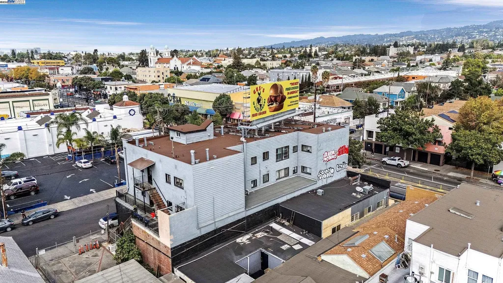 3701 International Boulevard Oakland CA 94601