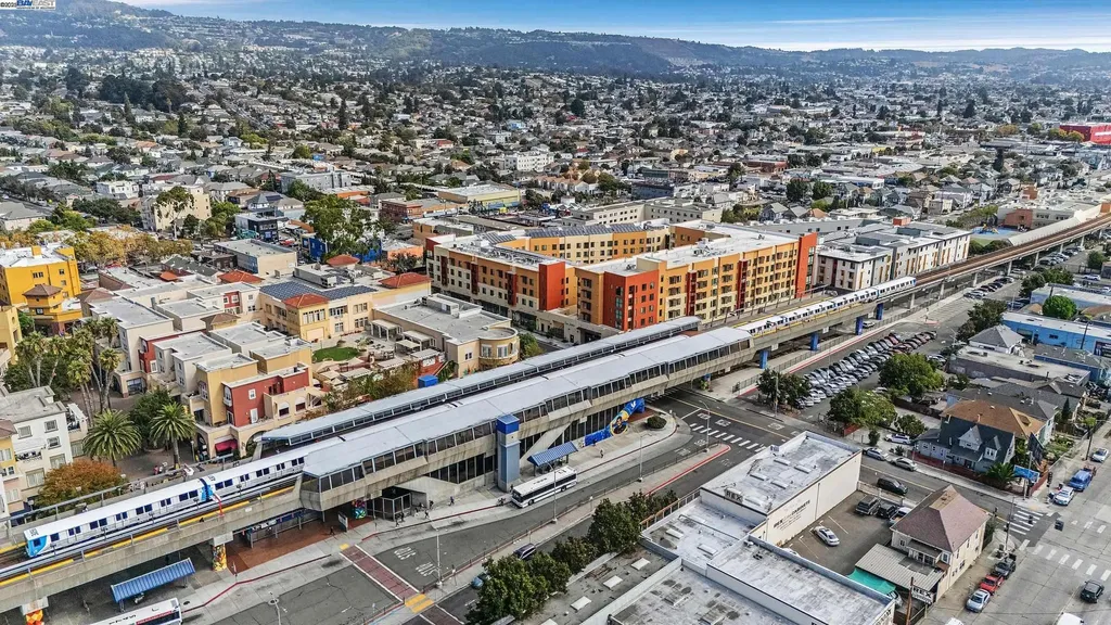 3701 International Boulevard Oakland CA 94601