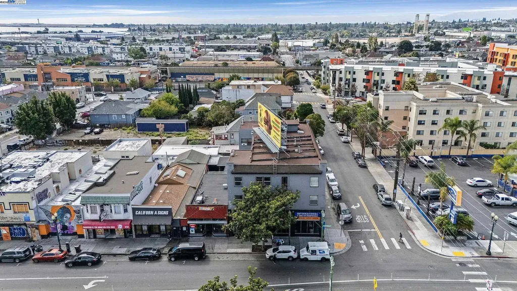 3701 International Boulevard Oakland CA 94601