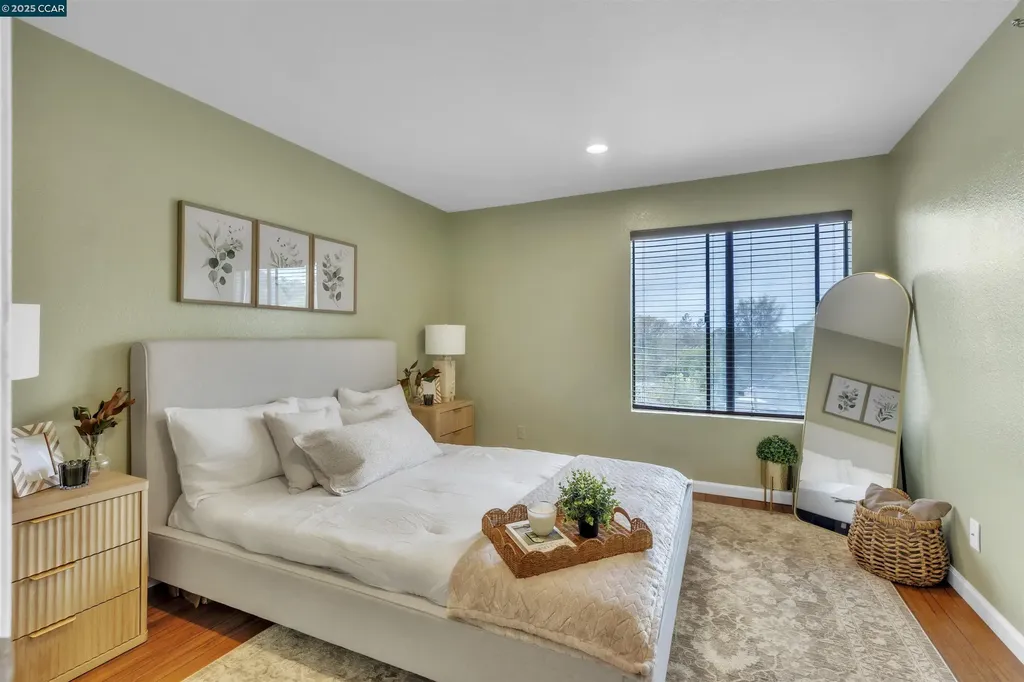 29583 Vanderbilt Street Hayward CA 94544